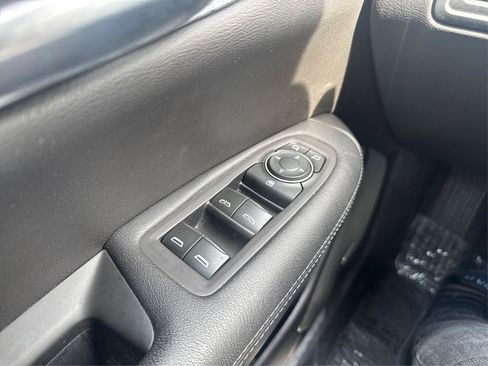 Used 2020 Cadillac XT5 Luxury FWD image 22