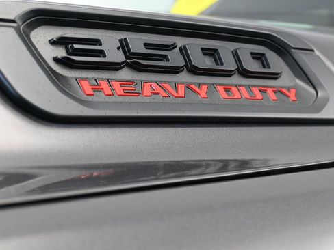 Used 2024 RAM 3500 Tradesman image 28