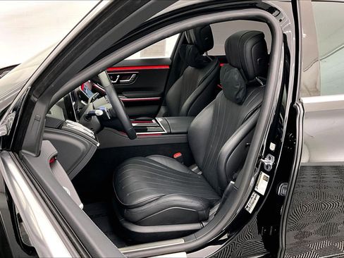 Used 2022 Mercedes-Benz S 500 Black image 16