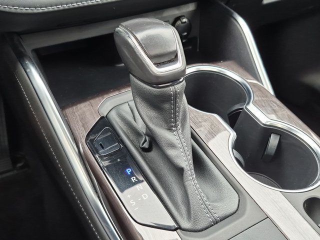 Certified 2022 Toyota Highlander Limited AWD/4WD image 16