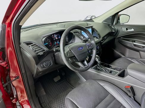 Used 2019 Ford Escape Titanium FWD image 10