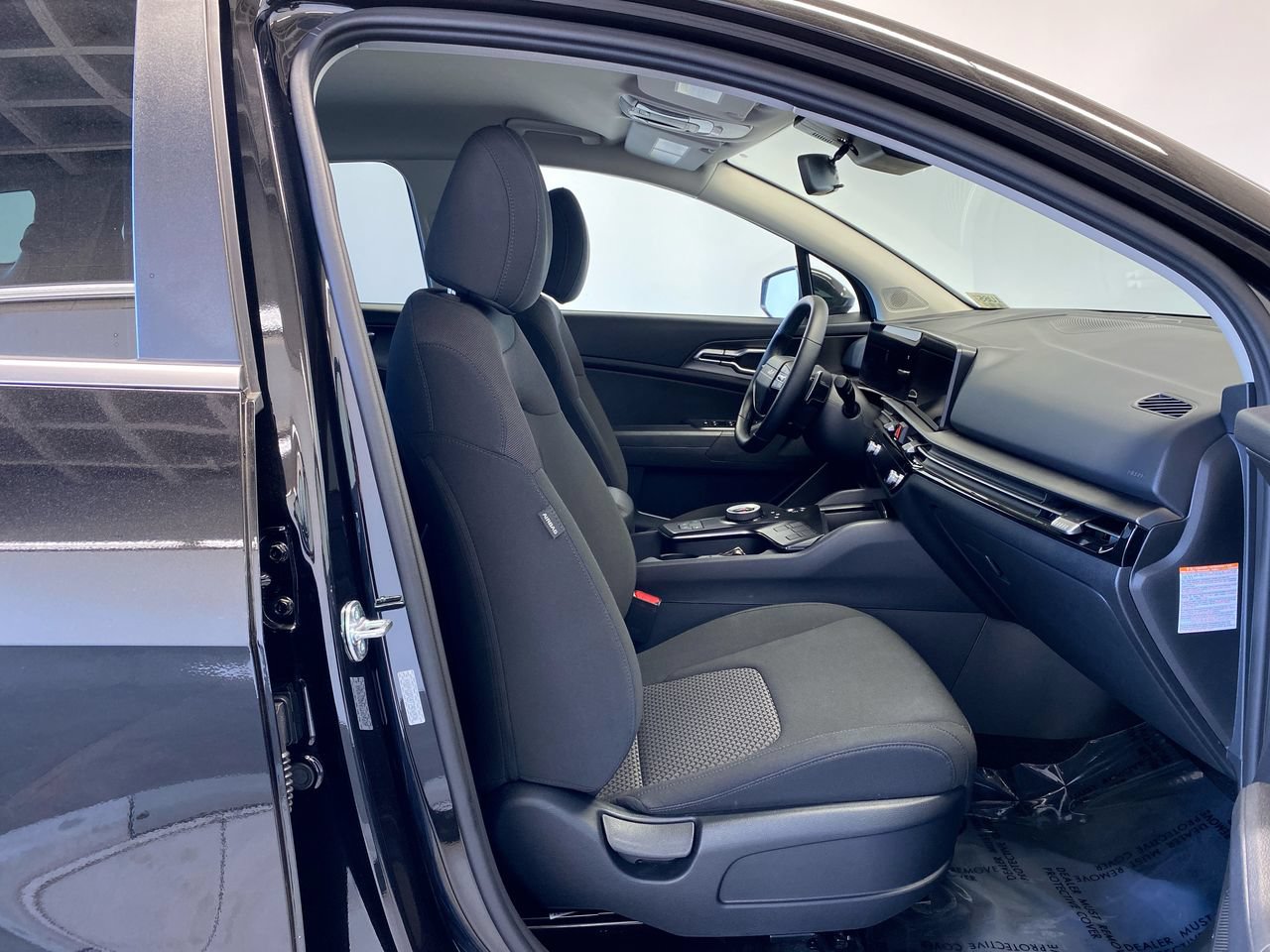 Used 2026 Kia Sportage LX FWD image 28