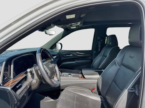 Used 2023 Cadillac Escalade Premium Luxury w/ LPO, Floor Liner Package AWD/4WD image 11