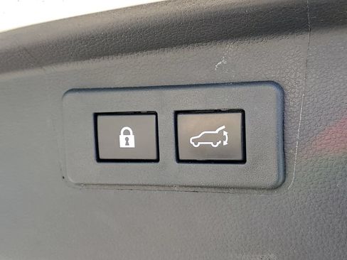 Used 2024 Subaru Outback Limited AWD/4WD image 10