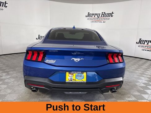 Used 2024 Ford Mustang Coupe image 6