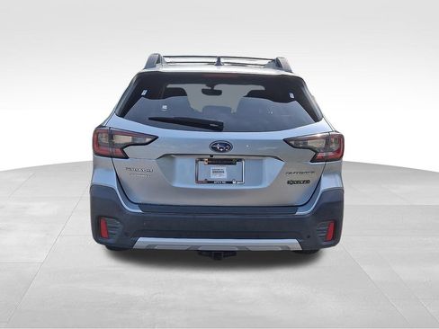 Used 2020 Subaru Outback Limited AWD/4WD image 5