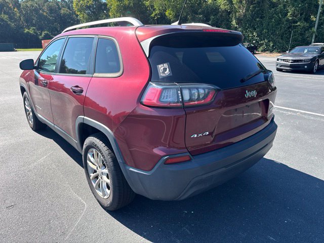 Used 2020 Jeep Cherokee Latitude w/ Cold Weather Group AWD/4WD image 3