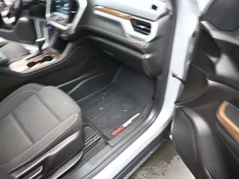 Used 2018 GMC Acadia SLE w/ LPO, Floor Liner Package FWD image 36