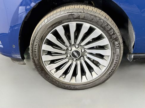 Used 2020 Lincoln Navigator L Reserve RWD image 38