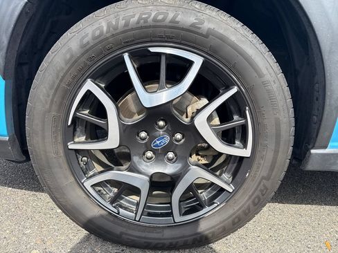 Used 2019 Subaru Crosstrek Hybrid w/ Moonroof Package w/Navigation AWD/4WD image 14