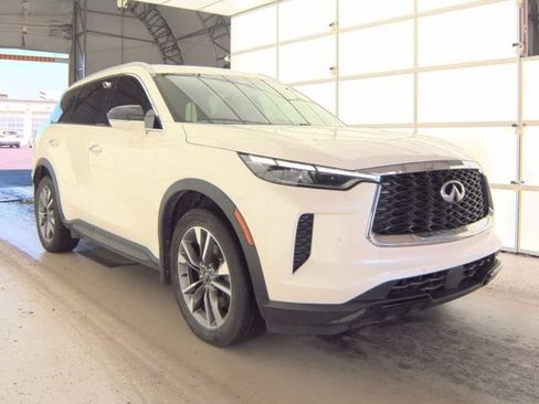 Used 2023 INFINITI QX60 Luxe w/ Cargo Package image 4