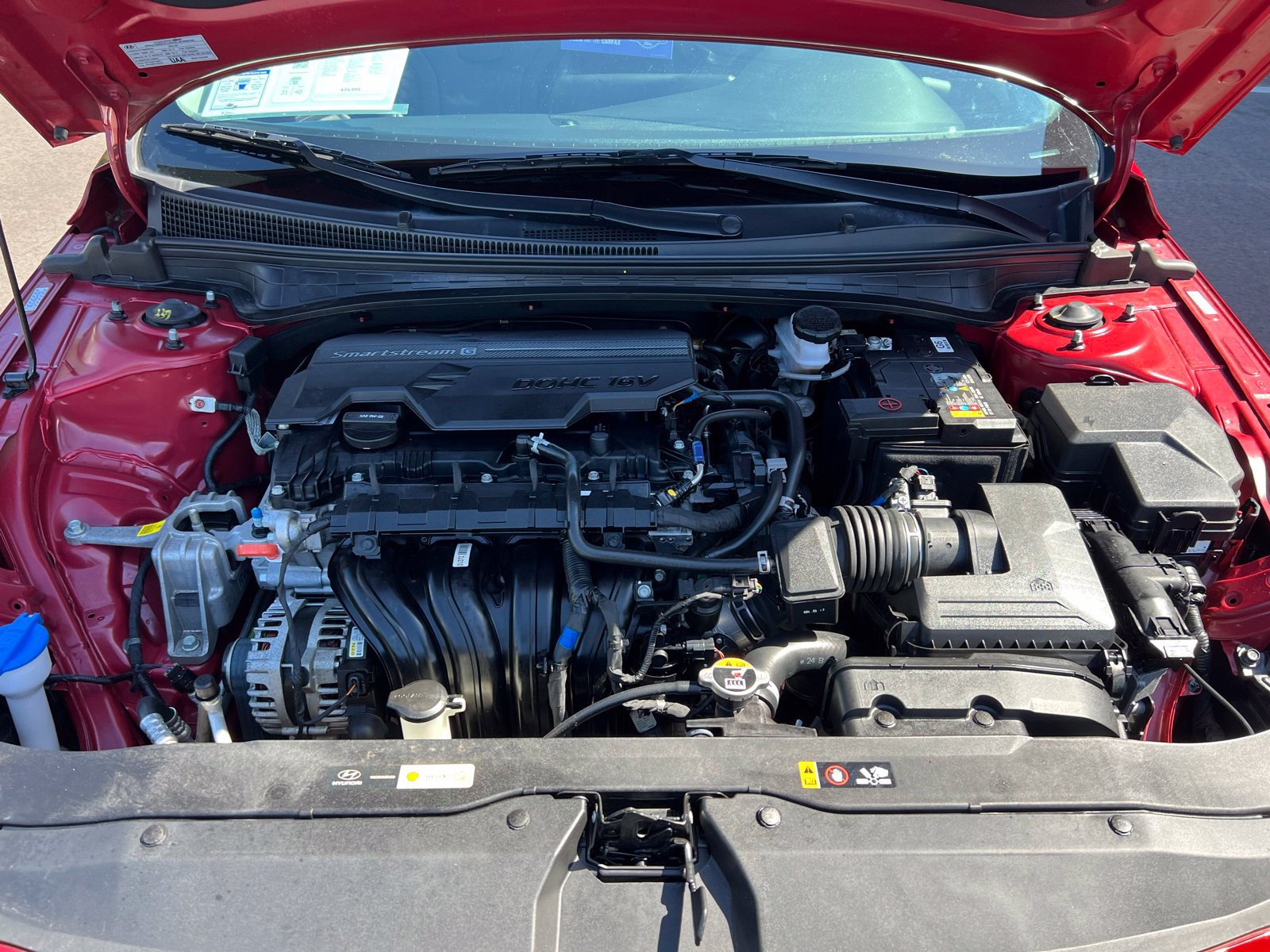 Used 2024 Hyundai Elantra Limited FWD image 17