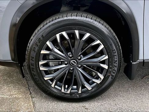 Certified 2025 Nissan Rogue SL w/ Tech Package image 34