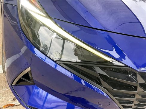 Used 2023 Hyundai Elantra SEL w/ Convenience Package image 22