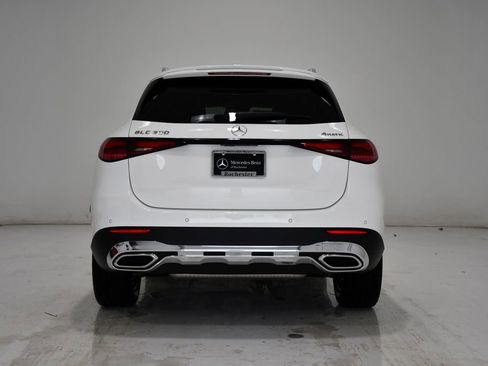 New 2026 Mercedes-Benz GLC 300 4MATIC image 3