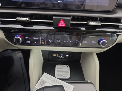 New 2026 Kia Sportage EX image 27