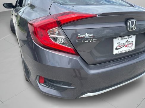 Used 2019 Honda Civic EX image 22