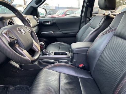 Used 2020 Toyota Tacoma TRD Pro image 9