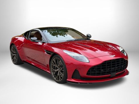 Used 2025 Aston Martin DB12 Coupe RWD image 1
