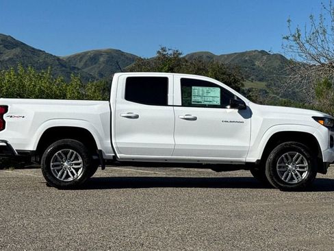 New 2026 Chevrolet Colorado LT w/ Advanced Trailering Package AWD/4WD image 3