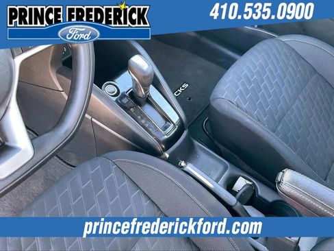 Used 2022 Nissan Kicks S image 16