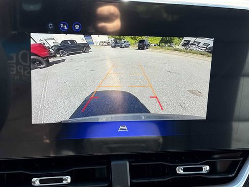 New 2027 Chevrolet Equinox LT w/ Convenience Package II AWD/4WD image 15
