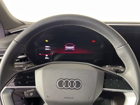 Certified 2025 Audi Q5 Premium Plus w/ Premium Plus AWD/4WD image 22