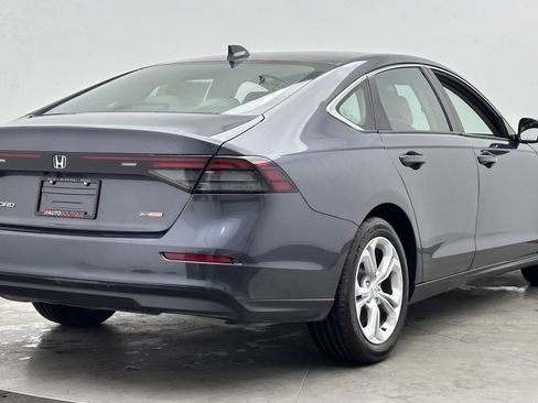 Used 2025 Honda Accord LX image 7