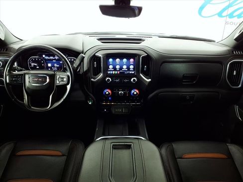 Used 2019 GMC Sierra 1500 AT4 w/ AT4 Premium Package image 3