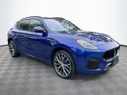 Used 2023 Maserati Grecale Modena image 4