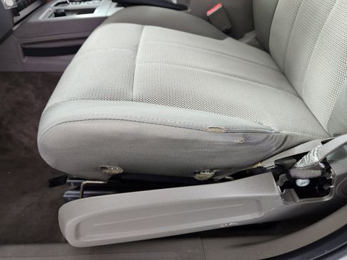 Used 2009 Dodge Nitro SE image 13