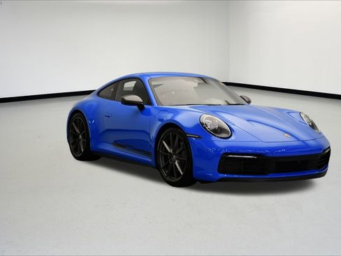 Used 2024 Porsche 911 Carrera T image 9