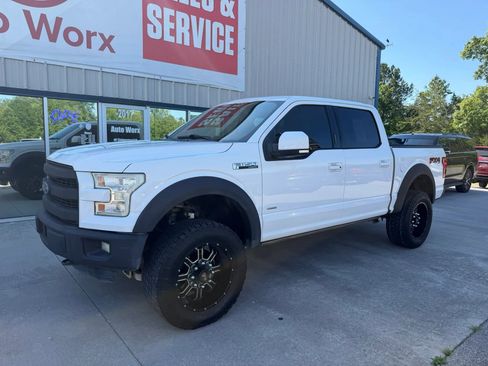 Used 2015 Ford F150 Lariat w/ Equipment Group 502A Luxury AWD/4WD image 41