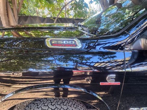 Used 2022 RAM 2500 Limited w/ Safety Group AWD/4WD image 4