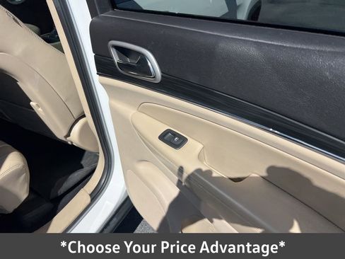 Used 2020 Jeep Grand Cherokee Limited w/ Luxury Group II image 17