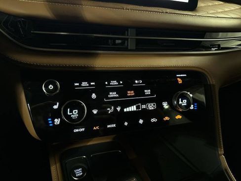 Certified 2025 INFINITI QX60 Autograph w/ Lighting Package (N92) image 25