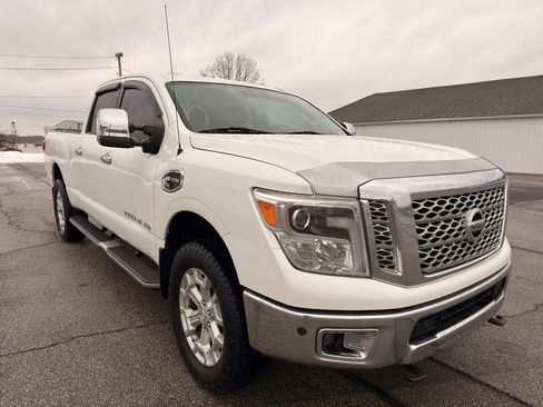 Used 2016 Nissan Titan SL image 52