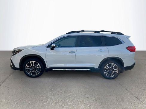 Used 2023 Subaru Ascent Touring AWD/4WD image 7