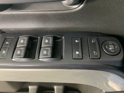 Used 2018 Chevrolet Silverado 1500 LT w/ All Star Edition AWD/4WD image 25