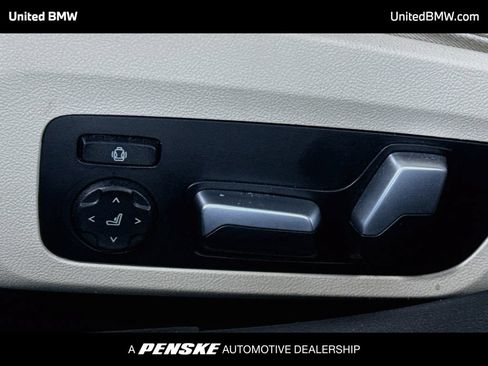Used 2021 BMW 330i Sedan RWD image 11