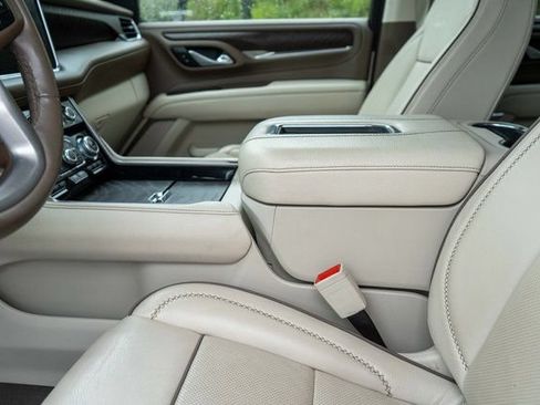 Used 2023 GMC Yukon Denali w/ Denali Reserve Package AWD/4WD image 27