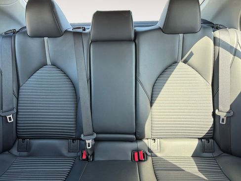 Certified 2023 Toyota Camry SE FWD image 13