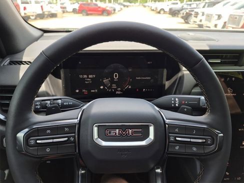 New 2026 GMC Terrain AT4 w/ Technology Package II AWD/4WD image 20