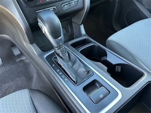 Used 2018 Ford Escape SE image 21