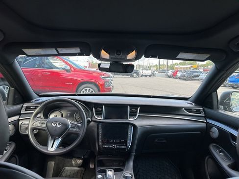 Used 2024 INFINITI QX50 Sport image 14