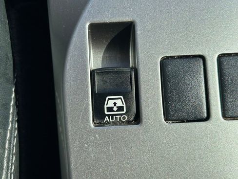 Used 2023 Toyota 4Runner Limited image 29