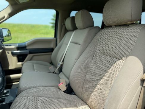 Used 2018 Ford F150 XLT w/ Equipment Group 302A Luxury image 14