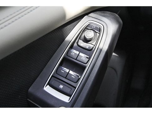 Used 2025 Subaru Ascent Limited AWD/4WD image 20