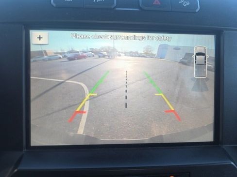 Used 2018 Ford F250 Lariat w/ Chrome Package image 23