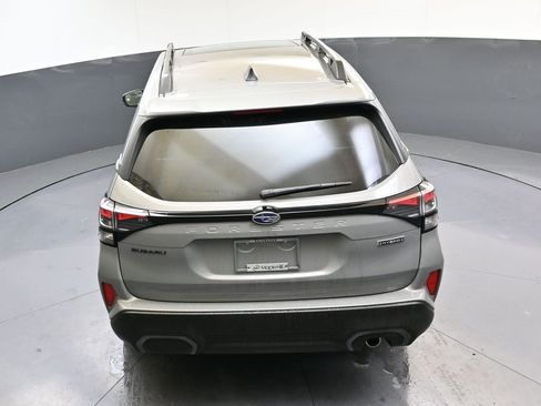 Used 2025 Subaru Forester Limited AWD/4WD image 46